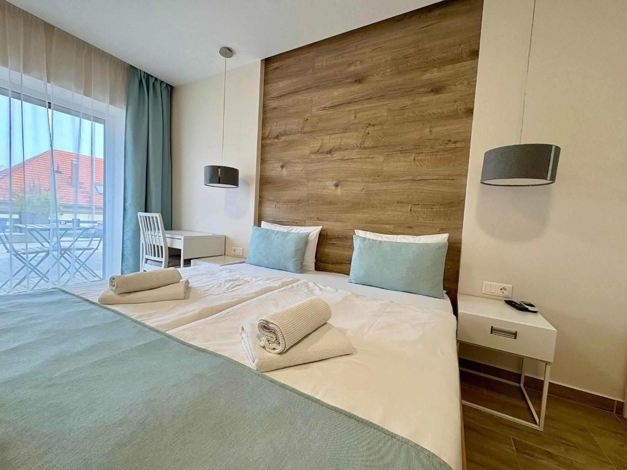 Magnolia Room & Spa - Adults Only Csopak Εξωτερικό φωτογραφία